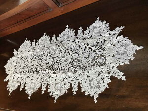 Fee blanche テーブルセンター 40x115cm おしゃれ かわいい ギフト プレゼント