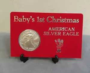 UNC 2024 �V���o�[�C�[�O���uBABY'S 1st CHRISTMAS�v�f�B�X�v���C�z���_�[&�X�^���h