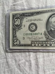 1990 �N�� 50 �h�������A����~�X�A�V���A���ԍ����Ⴂ���Ƃ��킩��܂��B C 00093887 A