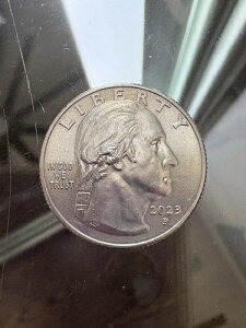 2023 P �W�����B�^ �C�_�[ �G���[ �N�H�[�^�[�uIn Cod We Trust�v