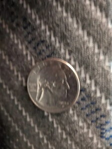 ���A 2023 P-�G���[ �x�b�V�[ �R�[���}�� �N�H�[�^�[�G���[ �uIn Cod We Trust�v-