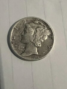 1944�N W �}�[�L�����[�_�C�� �A�h���t�E���C���}����uIn Cod We Trust�v *��* �}���`�G���[�R�C��