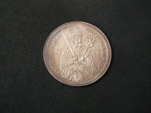 �h�C�c�A�������c�u���N�A�^�[���[�A1626�N - 1977�N�Ē����A�t�B���b�v�E�A�h���t�X�A��AUNC