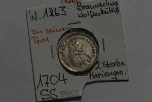 ?? ???? �h�C�c�̃u���E���X�J�����_�[�B 2 �}���G���O���b�V�F�� 1704 �� B86 WP32