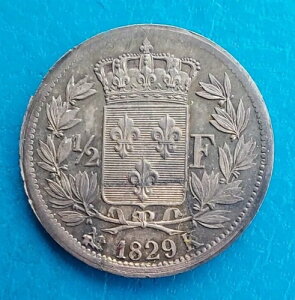 �t�����X�A�V������ 10 ���A�n�[�t 1/2 �t���� 1829 K �{���h�[�AKm 723.7 �f���炵��!