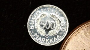 �~�j�`���A�R�C�� 1951 �t�B�������h 500 MARKKAA �X�^�[�����O�V���o�[�̂悤�ȃv���[�t