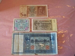 Reichsbank Reichsmark 5 1942�ARentenbank 1 1937�AAlliierte Militarbehorde 5 1944