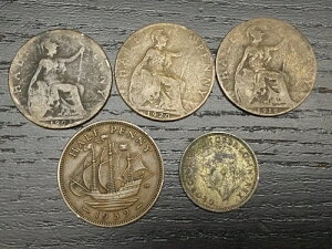 �C�M���X�̃R�C�� ���b�g - 1902 �N�A1920 �N�A1939 �N�� 1/2 �y�j�[�d�� 3 ���� 1940 �N�� 6 �y���X�d�� 1 ��