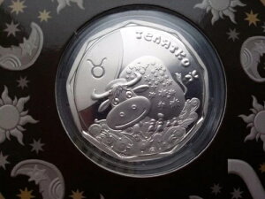 �E�N���C�i�A2 UAH 2014�N�A��݁F�������i�����ȉ������j - �q���̐���