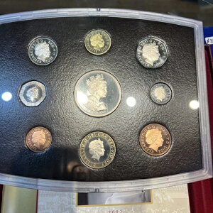 2002�N �p�����C�����~���g �v���[�t�R�C���Z�b�g