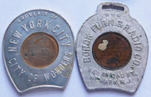 �P�[�X���菬���y�j�[ 2 ���A1946 �N NYC City of Wonders + 1936 �N Borok Furn. & Radio Co.