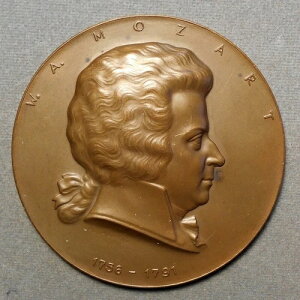 W.A.���[�c�@���g�i1756�N - 1791�N�j�i�����j�i�u�����N�j�B�u�����Y���A��A���a75mm�A�����ʁA