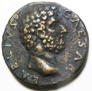 27A.Roma.Sestercio de Aelivs.Muy raro.P?tina�s�K��.18 grs.3.2 cms(��̐���-