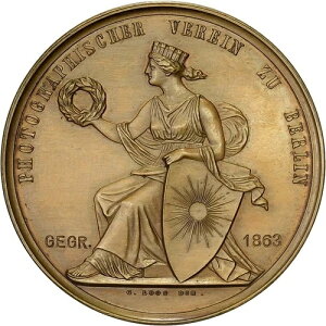 [#398694] �h�C�c�A���_���A�ʐ^�ƃt�F���C���E�c�E�x�������A���AMS