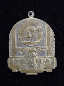 ���B���e�[�W �o���t�H�A 1940�N �o�[�W�j�A�B�`�����s�I�� AAU �g���b�N�t�B�[���h���_�� 440���[�h�_�b�V��