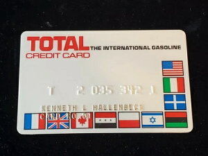 TOTAL ���ۃK�\�����N���W�b�g�J�[�h ~ �L������ ?~ cb222