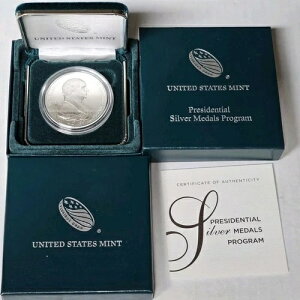 �哝�̋⃁�_���v���O���� - �}�[�e�B���E���@���E�r���[�����č�������