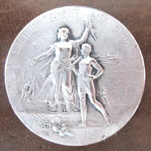 �t�����X - 1900�N�� - �X�|�[�c - ���҂ւ̖��� - RASUMNI�� �⓺