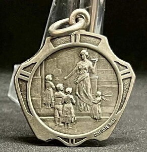 �A���[���`�� 1940�N�� �A�[���k�[�{�[�l�� ���k�Ƌ��͂���w�Z�]�c��