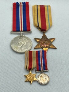 ��񎟐��E���̃��_���Z�b�g �t���T�C�Y���~�j�`���A�T�C�Y 1939-45�A�A�t���J�X�^�[�A(AB71401/A9)