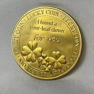 �K�^�̃`�������W�R�C�� �l�t�̃N���[�o�[ �ɉh ���N ���N �K��