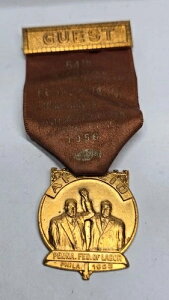 ���B���e�[�W 1956 AFL CIO �y���V���x�j�A�A���J���҃Q�X�g�o�b�W���_��