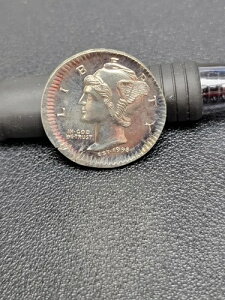 2000�N �}�[�L�����[�_�C���f�U�C�� - ANA�T�}�[�J���t�@�����X�g�[�N�� - �Z���^�[5%�I�t