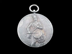 �t�����X�A�[�g �k�[�{�[ �~���^���[���_�� by Rasumny-