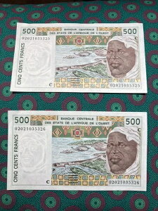 BANQUE CENTRALE DES ETATS DE L'AFRIQUE DE L'OUEST 500�t���� UNC �A���ԍ�
