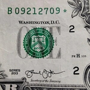 FW �d���V���A���ԍ� STAR Note B 09212709 �� 1�h�� $1 �����G���[ 2013