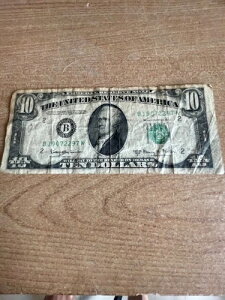 1950 E $10 �܂�Ԃ��G���[