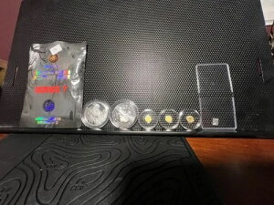 LuckyHits ���^���o���h�� - 2�I���X �V���o�[ (�t�B���n�[���j�b�N) + �L���O�E�^�b�g�E�S�[���h 3�� + �p���W�E�� 1g