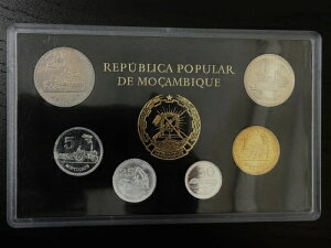 ���U���r�[�N 1980�N BU �R�C���~���g �v���[�t�Z�b�g - ��1�����v���s