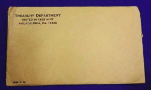 1964�N�v���[�t�Z�b�g�B�Z�b�g�������Ă��镕���͖��J���ł��B