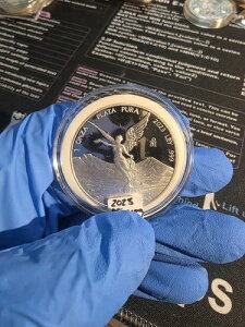 2023 1 ONZA PLATA PURA .999 �t�@�C�� �V���o�[ ���L�V�J�� **���x���^ �v���[�t**