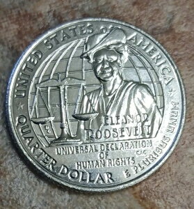 �󏭂Ȗ����� 2023 D �G���m�A ���[�Y�x���g �N�H�[�^�[�uIn Cod We Trust�v�G���[�B