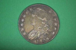 1829 �N �o�X�g �n�[�t �h�� - �F���ɋ^�₪���邪�A�ǍD�� EF/AU �ł��B