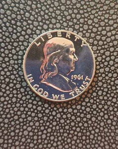 1961�N�uDDR�v�v���[�t�t�����N�����n�[�t�_���[�J���I�S�[�W���X