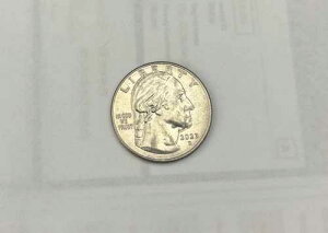 �� 2023 D �x�b�V�[�E�R�[���}�� �N�H�[�^�[�G���[�uIn Cod We Trust�v