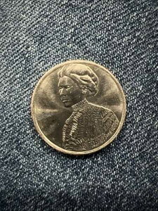 2023�N D Jovita Idar �N�H�[�^�[�A��ԗǍD�AIN COD WE TRUST�G���[����