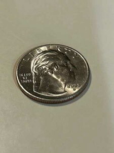 �~�X�v�����g�R�C�� - 2023�N �j�[�i�E�E�H�[���� - �uIN COD WE TRUST�v �󏭃N�H�[�^�[D