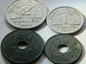 1943 2 / 1 �t���� - 20 / 10 �T���^�C�� - ���B�V�[���� - �t�����X