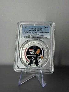 2022�N �\���������� 1/2�h���d�� �J�^�[�� FIFA���[���h�J�b�v PCGS MS67 �g�b�v�|�b�v 1/0