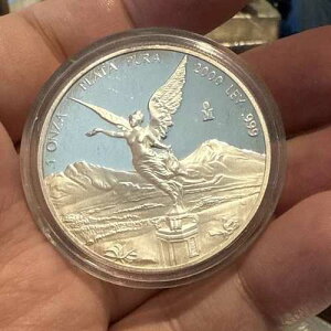 ���L�V�R �I���T�E���x���^�b�h 2000 �V���o�[ �v���[�t 1�I���X ���Ɋ� NGC PF65 UNC