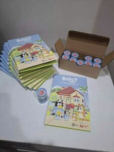 BLUEY �����`���[�u ���J�� 10������ �R�C���t�H���_�[�Z�b�g 1-10 �J���[�`�����X UNC ��������