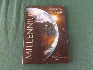 Royal Mint Celebrating the Dawn of the New Millennium Folder & 1999 2000 ?5 �R�C��-