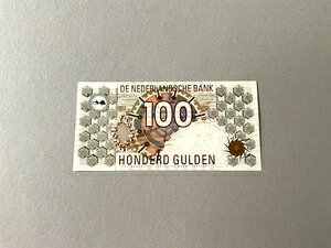 �I�����_ P-101 100�O���f�� 1992 UNC