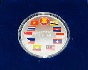 �J���{�W�A �L�O�y�Y ASEAN 2015 ��� UNC BU �v���[�t ���t���ؖ����t��