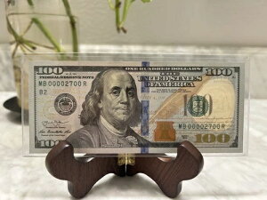 100�h�������A�󏭂Ȓ�V���A���ԍ� MB 00002700 R �V�i���?