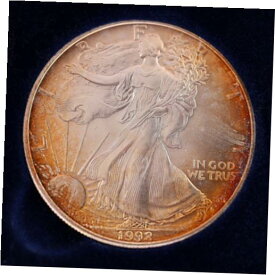 【極美品/品質保証書付】 アンティークコイン コイン 金貨 銀貨 [送料無料] 1992 $1 Silver American Eagle US Mint Box - Toned 1oz .999 Silver BU Coin - E163